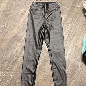 Offline by Aerie Real Luxe Black Leggings size M